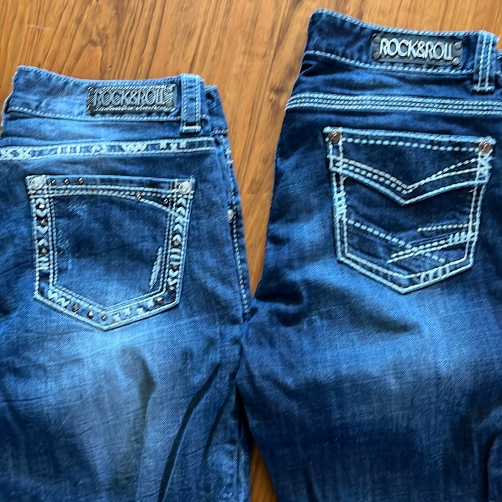 Rock n Roll Cowgirl Womens size  29x34- 2 pair